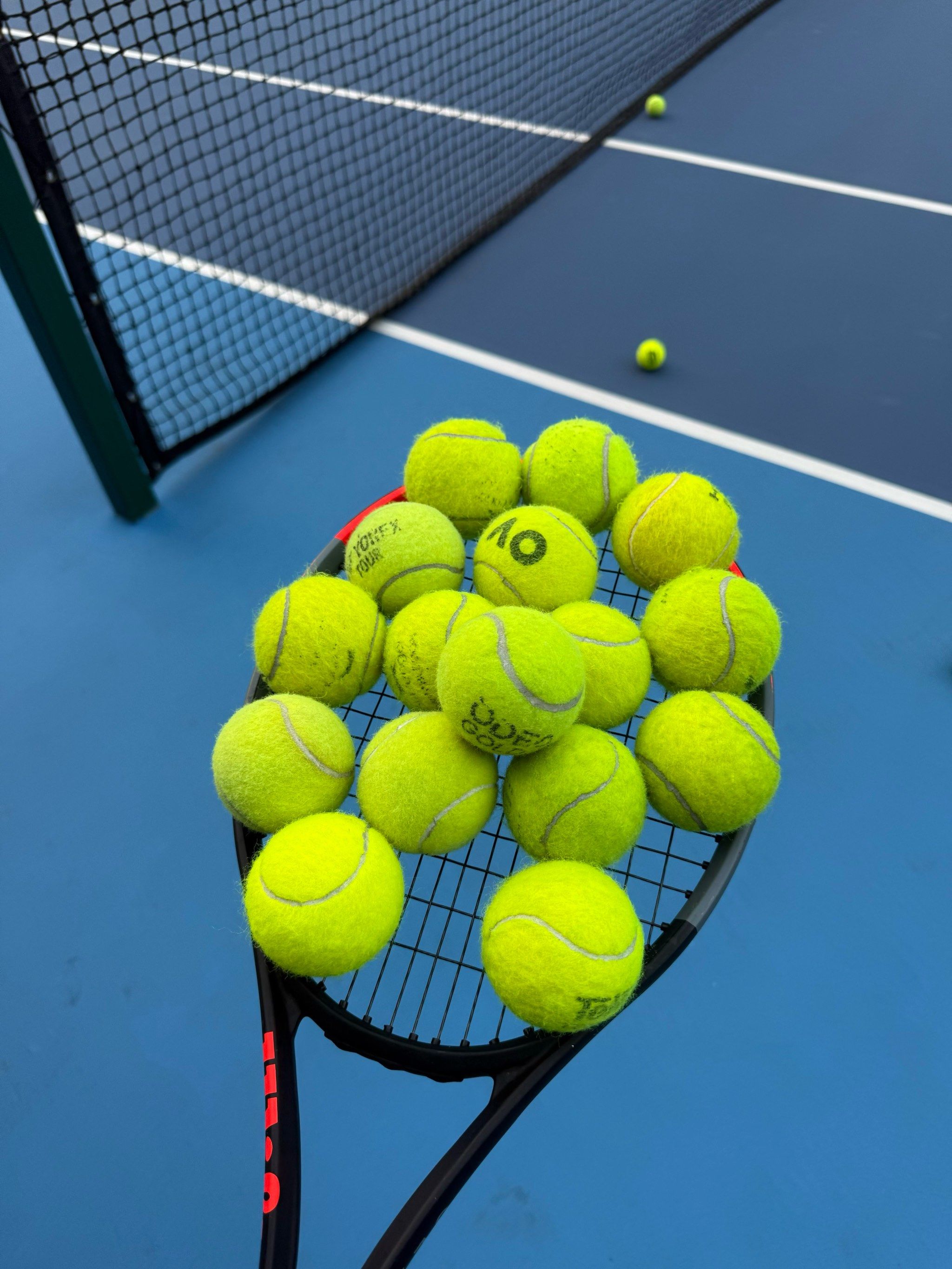 罗伯逊与奥 罗伯逊与奥