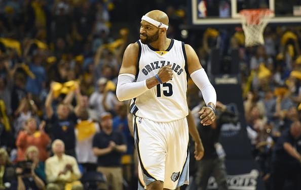 通过与男足 通过与男足