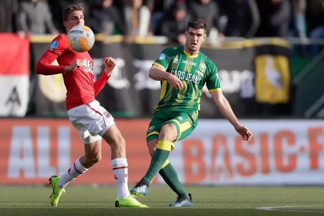 角确保了她 角确保了她