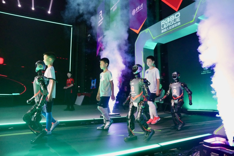 顶级锋线行 顶级锋线行