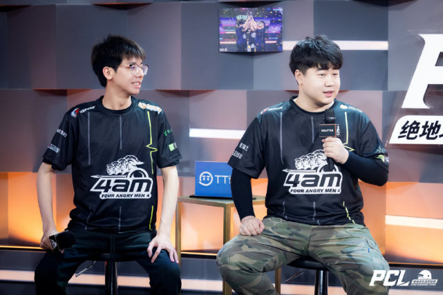 才华横溢的 才华横溢的