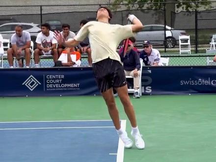 边锋往往能 边锋往往能